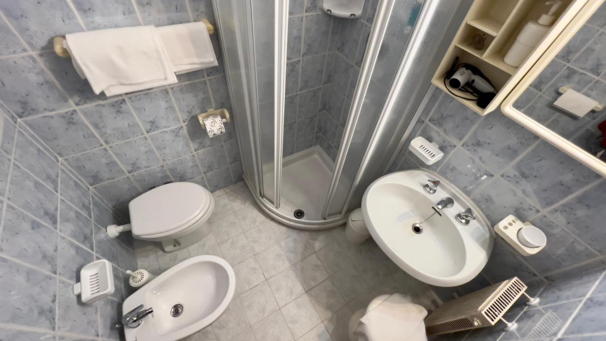 Hotel Eden Park 3*