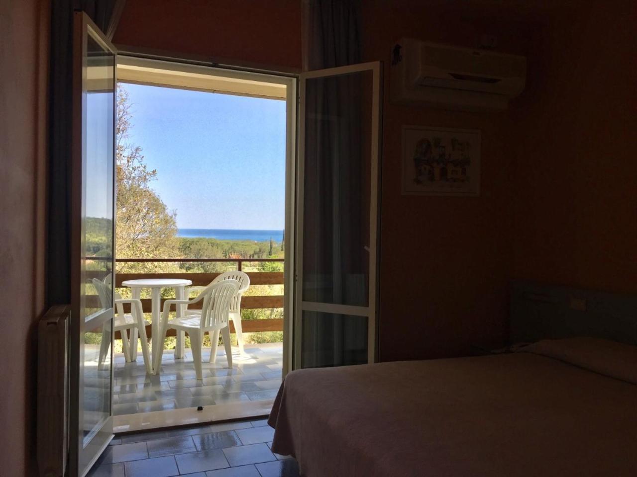 Hotel Eden Park 3*